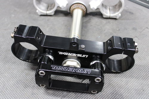 2004 SUZUKI RM250 OEM FRONT FORKS LOWER UPPER BILLET UNIVERSAL TRIPLE TREE CLAMP