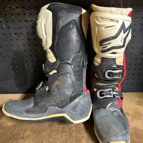 Tech 10 Supervented For Parts Size 9 