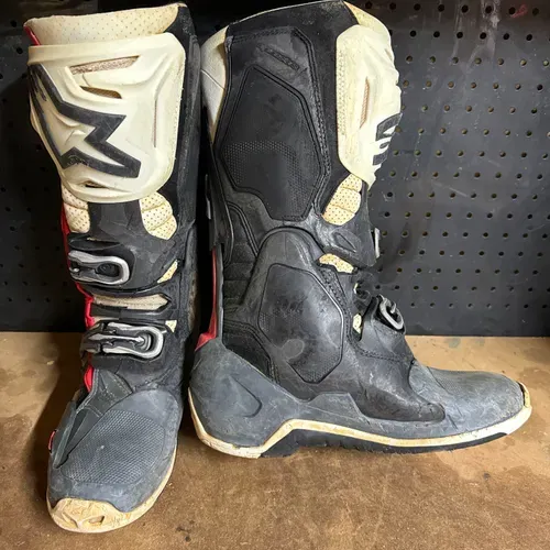 Tech 10 Supervented For Parts Size 9 