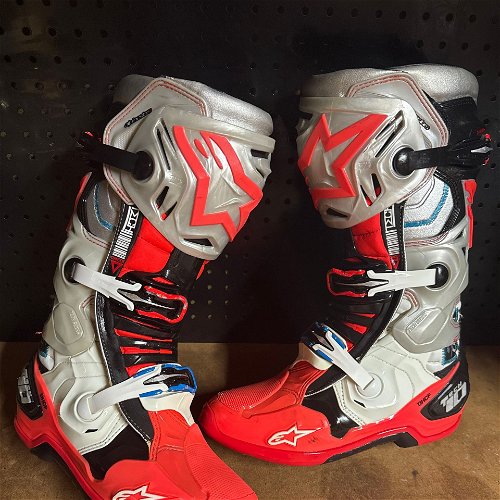 Gently Used Alpinestars Tech 10 Le Vision Sz 10 W Booties Cleaned & Sanitized🧼