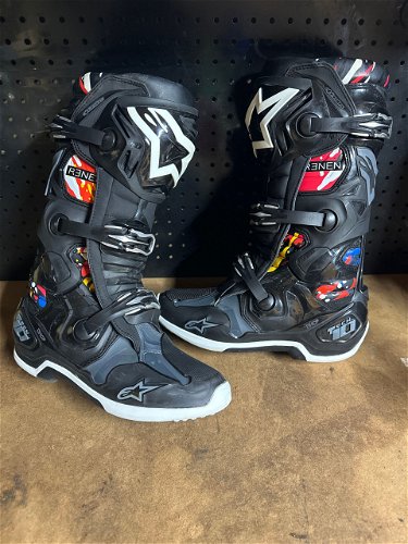 Like New Used Renen Alpinestars Tech 10 Limited Edition Clean & Sanitized 🧼