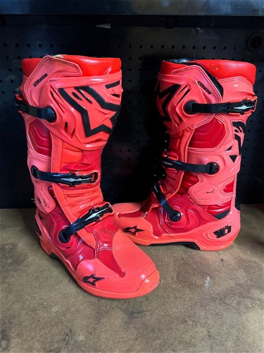Used Alpinestars Tech 10 Amber Red Le Size 10 With Booties CLEAN & SANITIZED 🧼