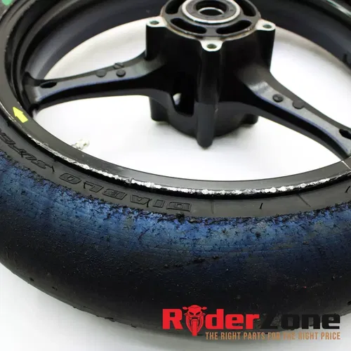 2005 - 2008 SUZUKI GSXR1000 FRONT WHEEL BLACK RIM STRAIGHT 06 07 GSXR600 GSXR750