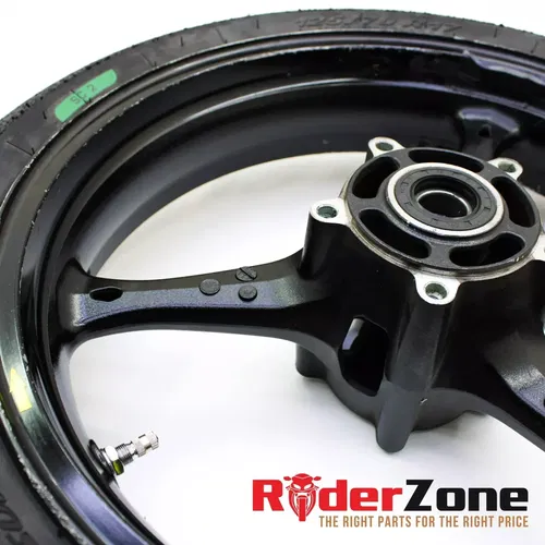 2005 - 2008 SUZUKI GSXR1000 FRONT WHEEL BLACK RIM STRAIGHT 06 07 GSXR600 GSXR750