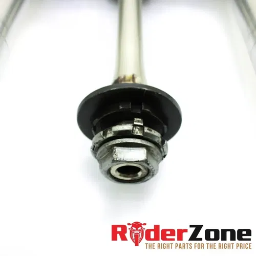 2004 2005 HONDA CBR1000RR FORKS FRONT SUSPENSION END FORK TRIPLE TREE CLAMP TOP