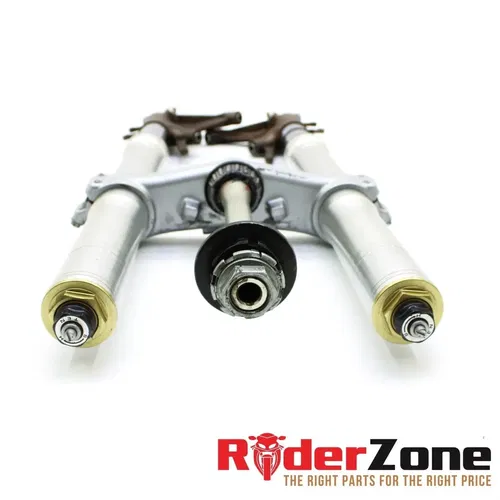 2004 2005 HONDA CBR1000RR FORKS FRONT SUSPENSION END FORK TRIPLE TREE CLAMP TOP