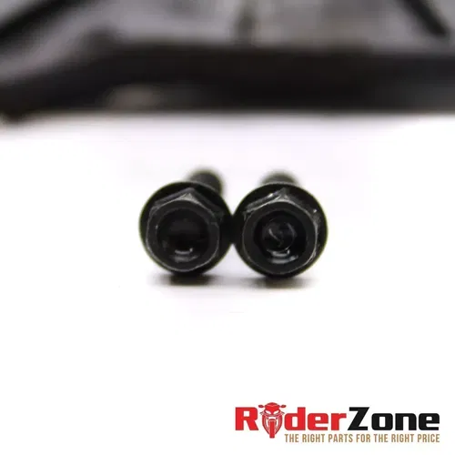 17 - 2022 HONDA CBR1000RR SPROCKET COVER ENGINE COWL BOLTS BLACK 11350-MKF-D40