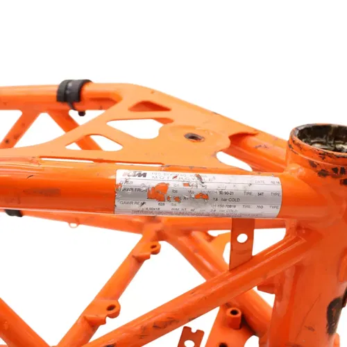 2017 - 2019 KTM 1290 SUPER ADVENTURE R FRAME CHASSIS ORANGE MAIN STOCK