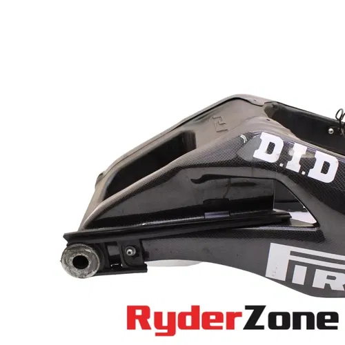 2015 - 2019 YAMAHA YZF R1 R1M SWINGARM REAR WHEEL MOUNT ARM LOWER *CARBON FIBER*