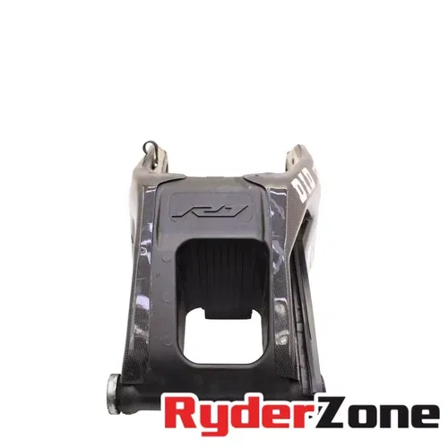 2015 - 2019 YAMAHA YZF R1 R1M SWINGARM REAR WHEEL MOUNT ARM LOWER *CARBON FIBER*