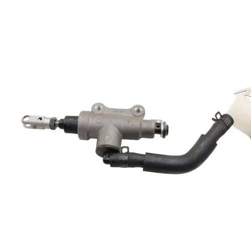 2020 - 2024 YAMAHA YZF R1 R1M REAR BRAKE MASTER CYLINDER BACK RESERVOIR STOCK