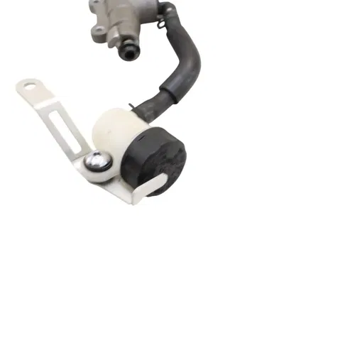 2020 - 2024 YAMAHA YZF R1 R1M REAR BRAKE MASTER CYLINDER BACK RESERVOIR STOCK