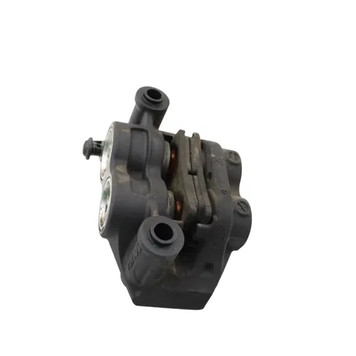 2020 - 2024 YAMAHA YZF R1 R1M FRONT BRAKE CALIPER SET RIGHT LEFT CALIPERS STOCK