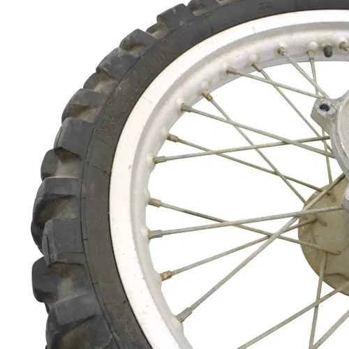 1992 - 1995 YAMAHA YZ250 FRONT WHEEL RIM TIRE RUBBER SILVER