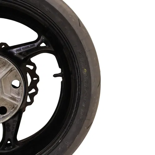 2008 - 2018 SUZUKI HAYABUSA REAR WHEEL BACK RIM STRAIGHT BRAKE ROTOR BLACK TIRE