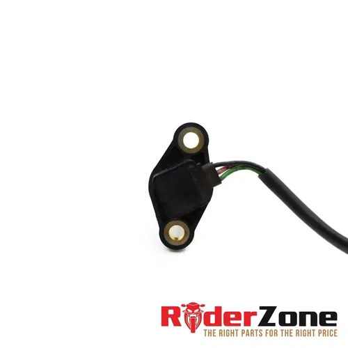 2001 - 2006 HONDA CBR600F4I SPEED SENSOR SPEEDOMETER WIRE PLUG HARDWARE BOLT