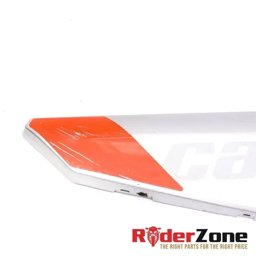 2020 CAM AM X3 XRS TURBO R LEFT DOOR PANEL SILVER RED COWL FAIRING PLASTIC