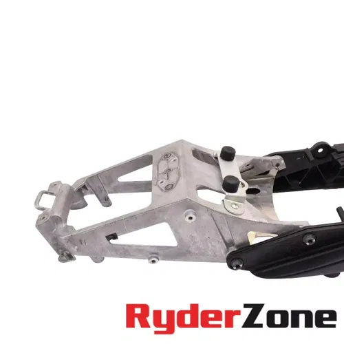 2006 2007 SUZUKI GSXR600 GSXR750 SUBFRAME REAR CHASSIS SUB FRAME STRAIGHT