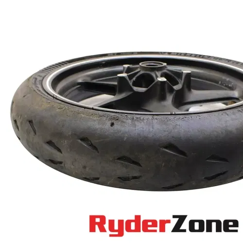 2015 - 2024 YAMAHA YZF R1 FRONT WHEEL BLACK RIM STRAIGHT MICHEILN 120/ 70 17