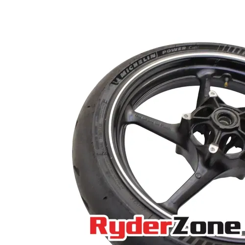 2015 - 2024 YAMAHA YZF R1 FRONT WHEEL BLACK RIM STRAIGHT MICHEILN 120/ 70 17