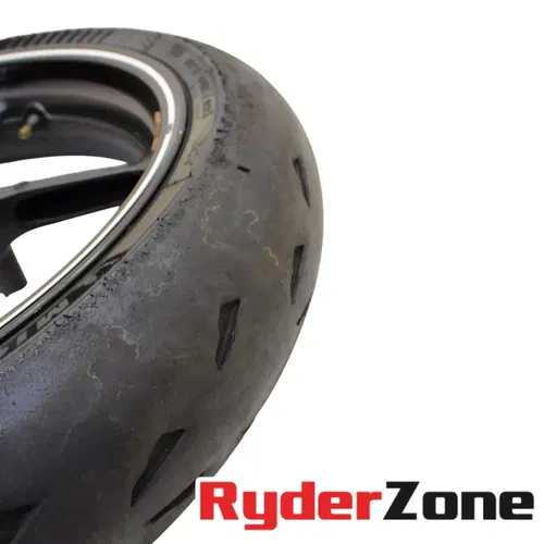 2015 - 2024 YAMAHA YZF R1 FRONT WHEEL BLACK RIM STRAIGHT MICHEILN 120/ 70 17