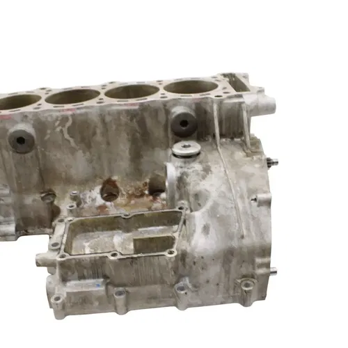 2009 - 2016 SUZUKI GSXR 1000 CRANKCASE UPPER ENGINE BLOCK SILVER STOCK