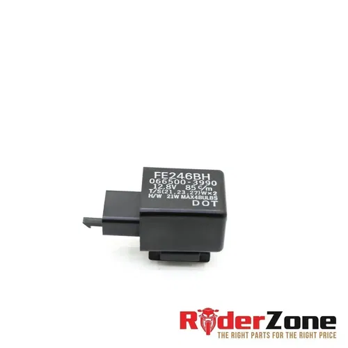 2017 - 2020 YAMAHA YZF R6 TURN SIGNAL RELAY BLINKER FLASHER SWITCH OE
