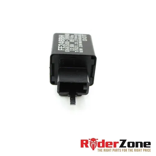 2017 - 2020 YAMAHA YZF R6 TURN SIGNAL RELAY BLINKER FLASHER SWITCH OE