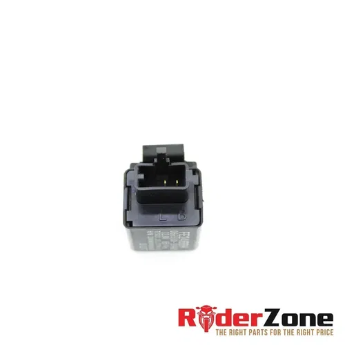 2017 - 2020 YAMAHA YZF R6 TURN SIGNAL RELAY BLINKER FLASHER SWITCH OE