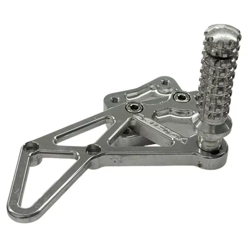 2007 2008 SUZUKI GSXR1000 VORTEX REARSET FOOT PEG BRACKET MOUNT LEFT RIGHT