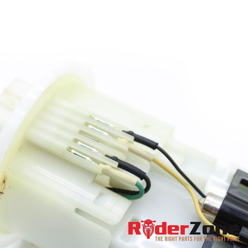 2015 - 2019 YAMAHA YZF R1 FUEL PUMP GAS PETROL SENDER UNIT SENDING BOLTS GASKET