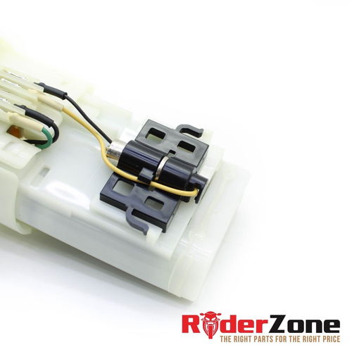 2015 - 2019 YAMAHA YZF R1 FUEL PUMP GAS PETROL SENDER UNIT SENDING BOLTS GASKET