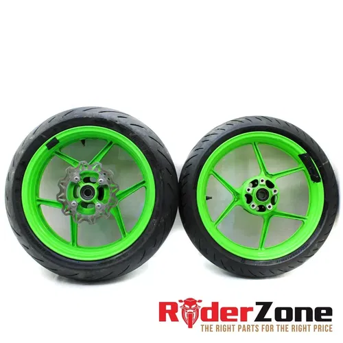 2013 - 2018 KAWASAKI NINJA ZX6R WHEELS SET GREEN RIMS BRIDGESTONE TIRES BATTLAX