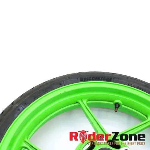 2013 - 2018 KAWASAKI NINJA ZX6R WHEELS SET GREEN RIMS BRIDGESTONE TIRES BATTLAX