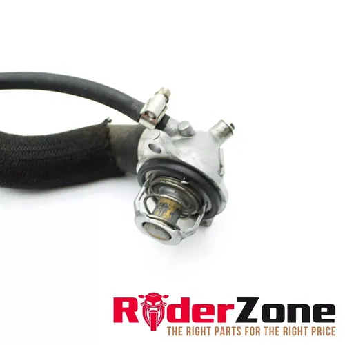 2007 2008 SUZUKI GSXR1000 THERMOSTAT HOUSING HOSE COVER BOLTS ASSEMBLY