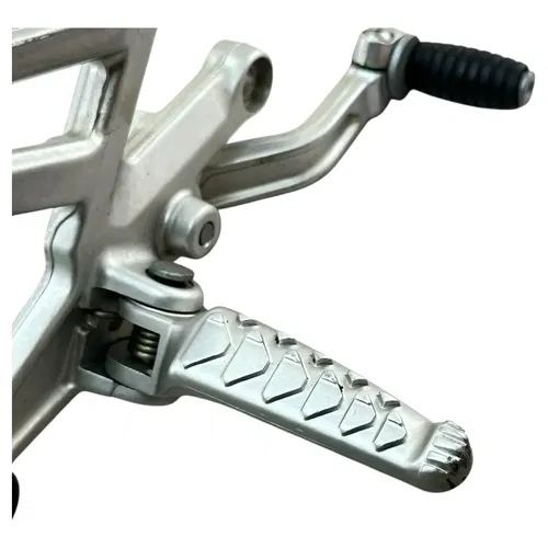 2015 2016 APRILIA RSV4 RF REAR SET DRIVER FOOT PEG REST LEFT RIGHT *SCUFFED*