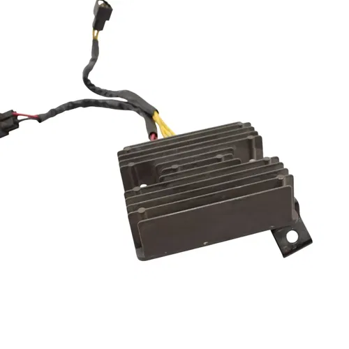 2009 - 2012 TRIUMPH DAYTONA 675R 675 VOLTAGE REGULATOR RECTIFIER OEM