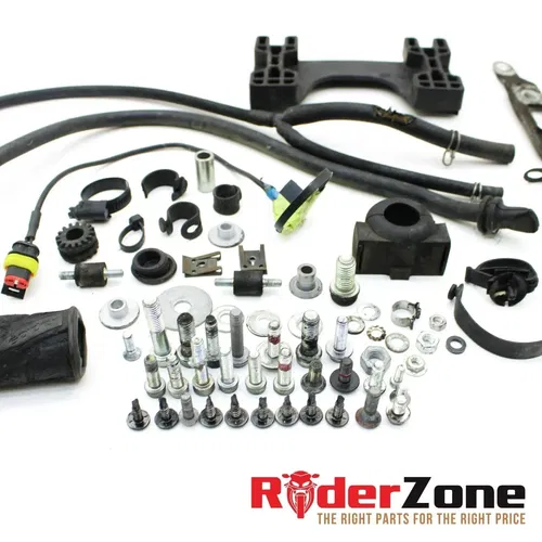 2008 - 2013 DUCATI 848 EVO HARDWARE SET BOLTS MISC THROTTLE HOSES WASHERS STOCK