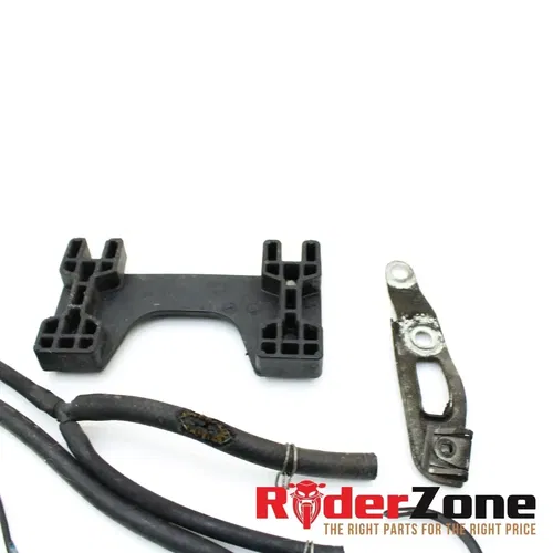 2008 - 2013 DUCATI 848 EVO HARDWARE SET BOLTS MISC THROTTLE HOSES WASHERS STOCK