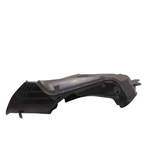 2006 - 2007 SUZUKI GSXR 600 GSXR 750 RIGHT AIR INTAKE DUCT TUBE OEM