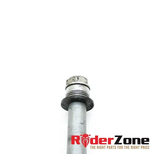 2008 - 2016 HONDA CBR1000RR REAR AXLE BACK WHEEL BLOCKS NUTS STRAIGHT BOLT