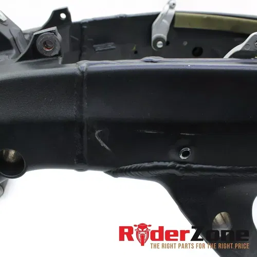 2008 - 2016 YAMAHA YZF R6 FRAME MAIN CHASSIS STOCK BLACK STRAIGHT