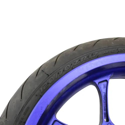 2017 - 2024 YAMAHA YZF R1 FRONT WHEEL BLUE PIRELLI TIRE *DAMAGED / BENT*
