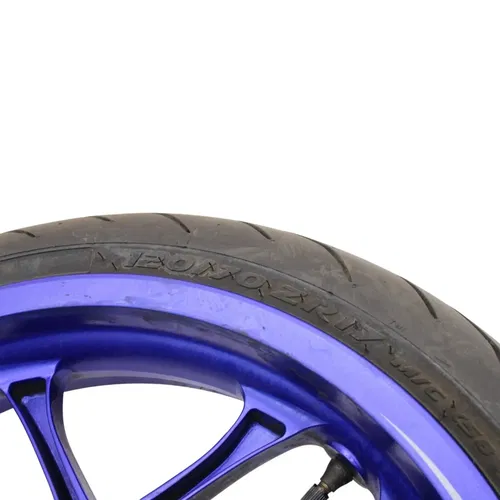 2017 - 2024 YAMAHA YZF R1 FRONT WHEEL BLUE PIRELLI TIRE *DAMAGED / BENT*