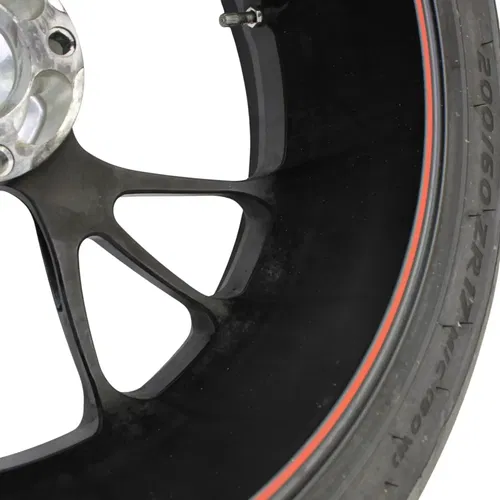 2018 - 2024 DUCATI PANIGALE V4 V4S REAR WHEEL MARCHESINI FORGED RIM BLACK TIRE