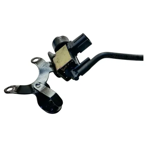 2006 - 2008 TRIUMPH DAYTONA 675 AIR VALVE SOLENOID TOP ENGINE SWITCH SENSOR