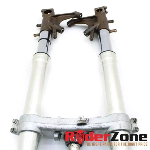 2004 2005 HONDA CBR1000RR FORKS FRONT SUSPENSION END FORK TRIPLE TREE CLAMP TOP