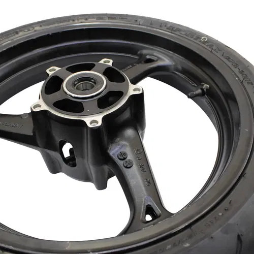 2008 - 2018 SUZUKI HAYABUSA FRONT WHEEL BLACK DUNLOP TIRE STRAIGHT RIM