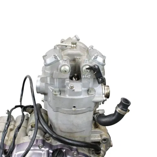 2000 - 2003 KTM 520 EXC ENGINE CYLINDER HEAD STOCK SILVER *30 DAY WARRANTY*