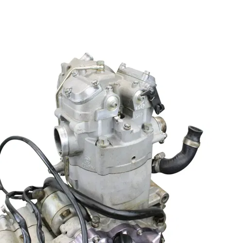 2000 - 2003 KTM 520 EXC ENGINE CYLINDER HEAD STOCK SILVER *30 DAY WARRANTY*